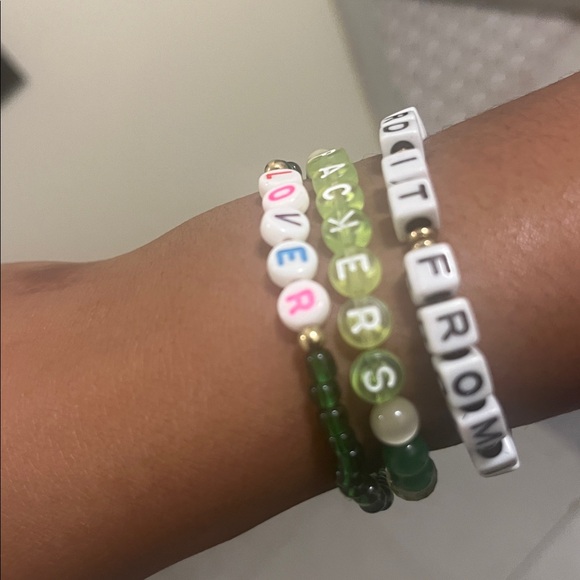 Packers Green and White Beaded Bracelets 3 piece Set - Picture 3 of 5